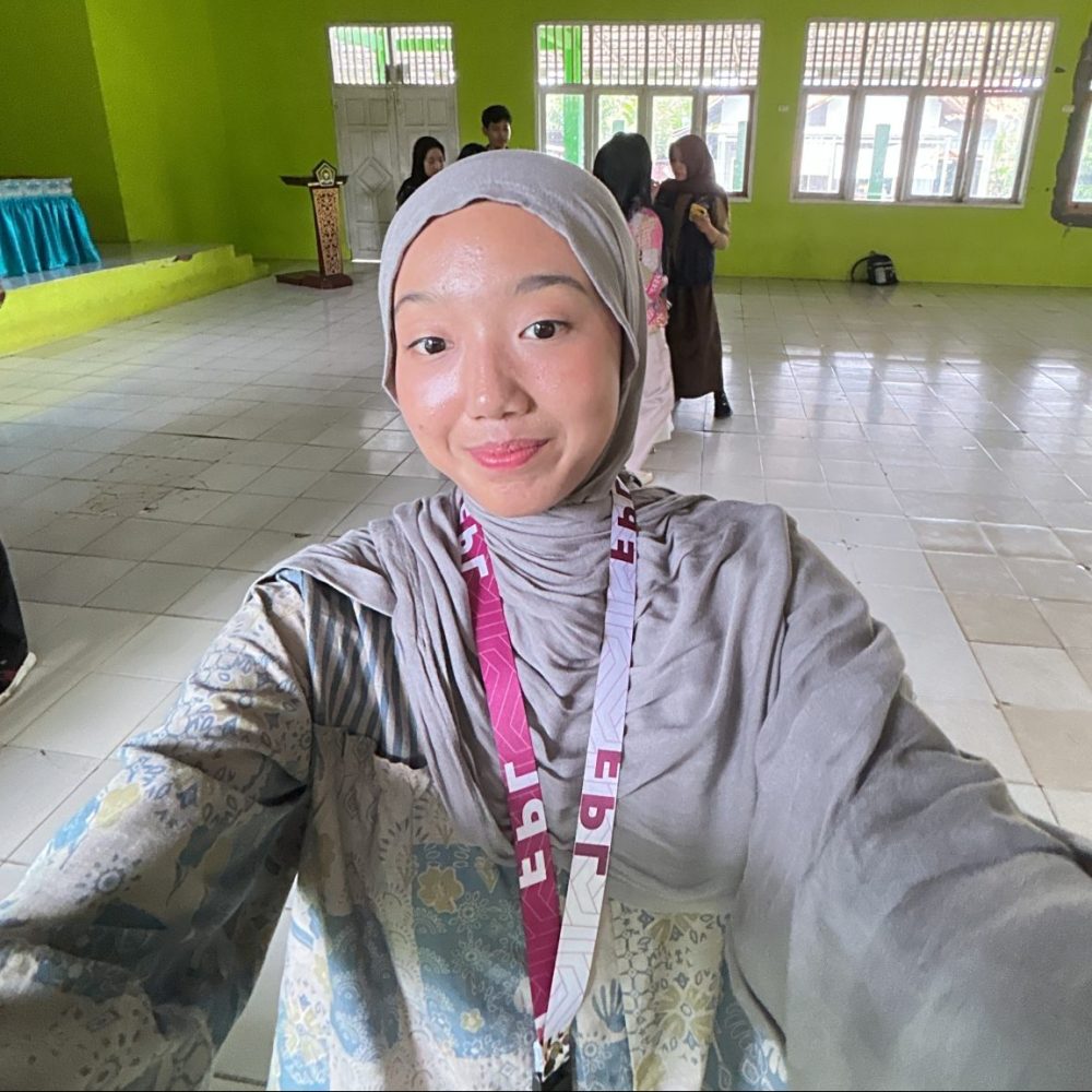 Foto profil liyu meylani putri
