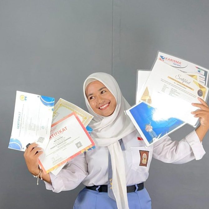 Foto profil mey salfira
